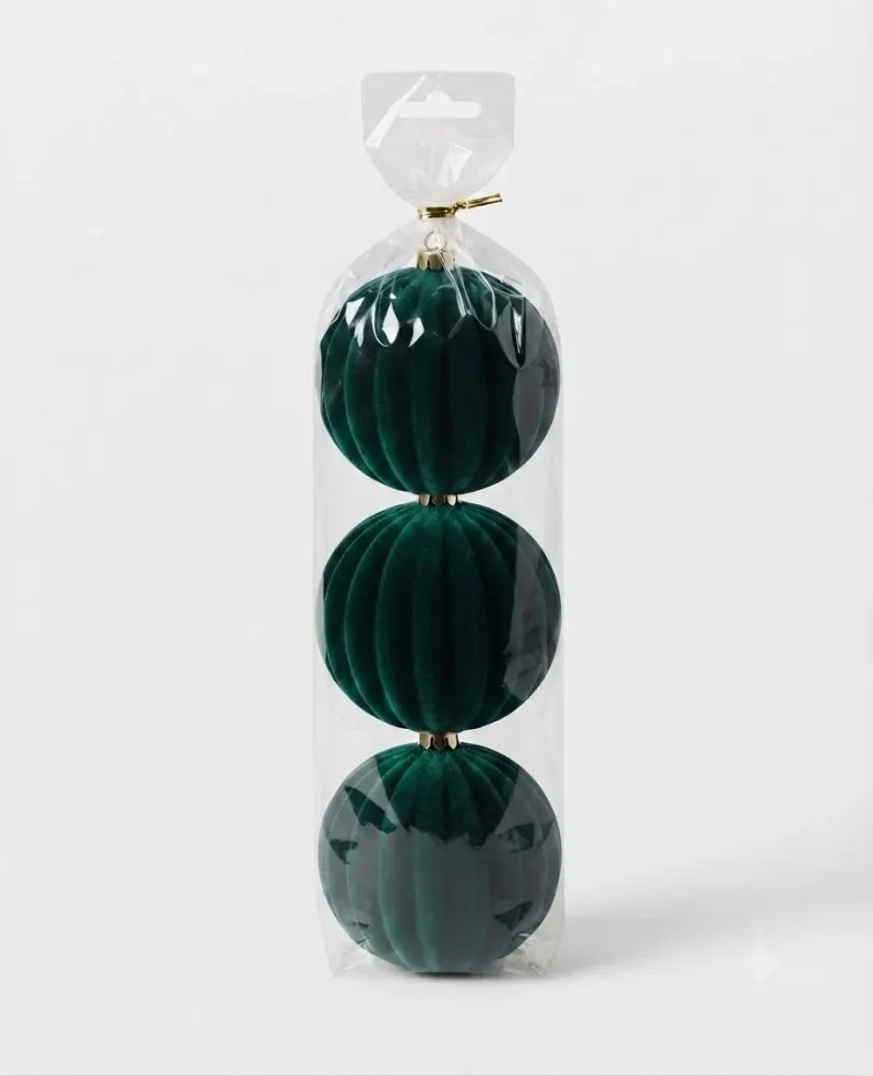 Set 3 Globuri Catifea Verde cu Decor 8 cm